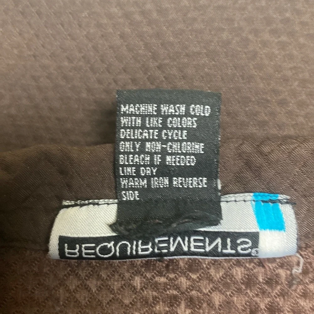 Requirements jacket - Picture 6 of 6